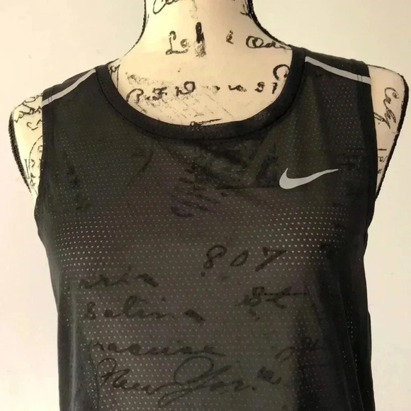 Nike Breathe Tank - Picture 1 of 6